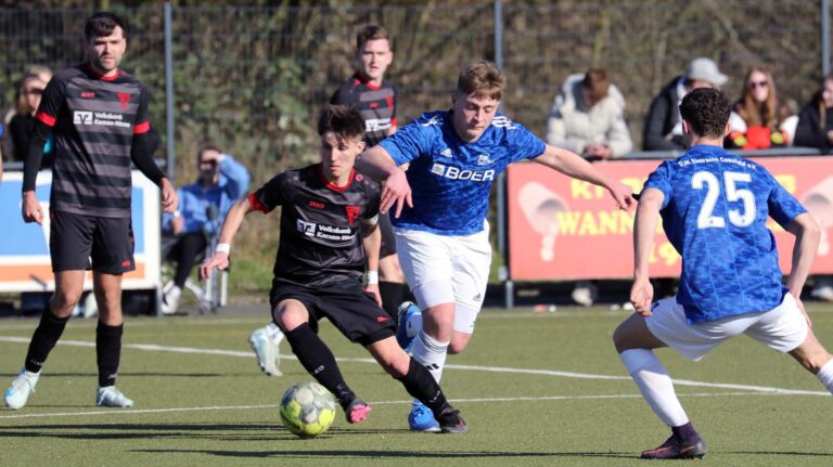 Seit sieben Spielen ungeschlagen: Der Werner SC feierte gegen Coesfeld einen ganz wichtigen "Dreier" im Abstiegskampf. Foto: Wagner