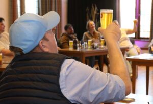 Beim Genussfrühling warten wieder zahlreiche Tastings, die ab sofort gebucht werden können. Foto: Volkmer