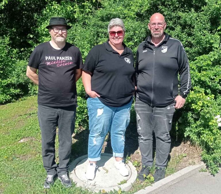 Ingo Gehling, Susanne Schulze-Vehring und Karsten Schulze (rechts) haben in den nächsten Jahren viel vor. Foto: Verein
