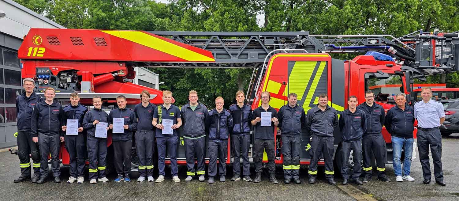 Die neue Atemschutzgeräteträger für die Feuerwehren Werne und Selm. Foto: FFW