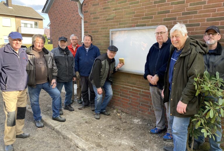 Neuigkeiten in der Siedlergemeinschaft Steinkamp finden Interessierte ab sofort im neuen Schaukasten. Foto: privat