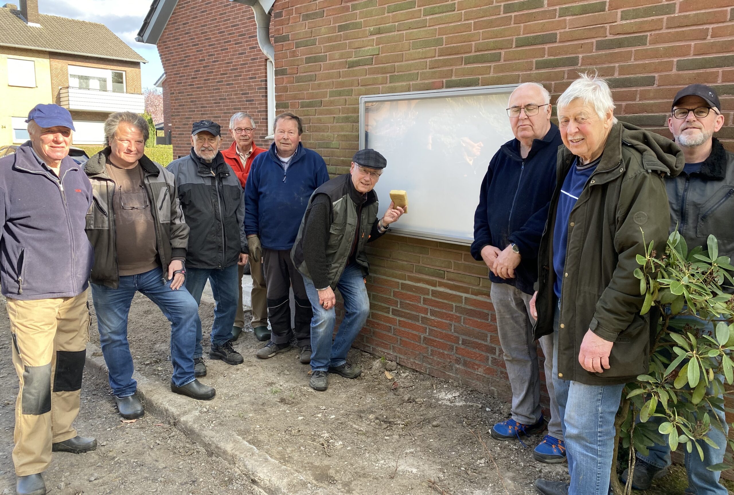 Neuigkeiten in der Siedlergemeinschaft Steinkamp finden Interessierte ab sofort im neuen Schaukasten. Foto: privat