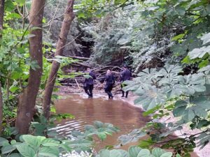 Die Suche nach dem seit über zwei Jahre vermissten Ingo H. ist am 11. Juni 2025 wieder aufgenommen worden. Grund ist ein Schädelfund an der Horne. Fotos: Wagner