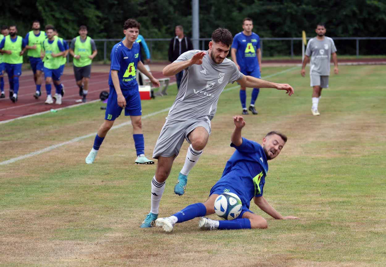 Im ersten Testspiel der Saisonvorbereitung zeigte Eintracht Werne gegen den Bezirksligisten Kamener SC eine gute Leistung, verlor aber mit 1:3. Foto: Wagner