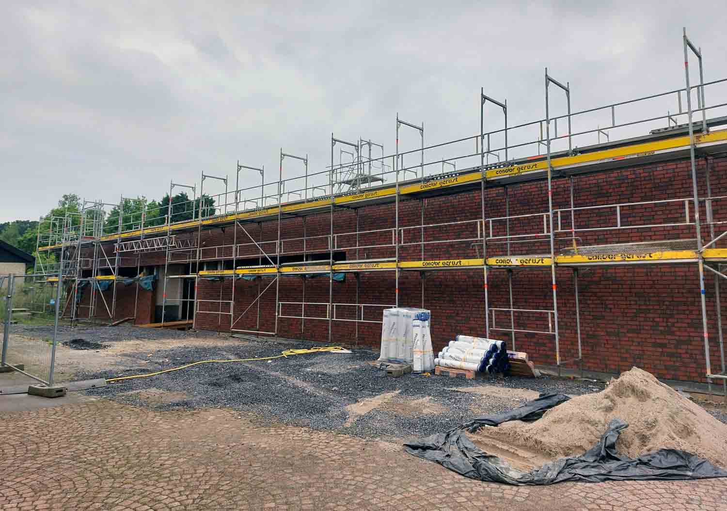 Die große Halle am Gymnasium St. Christophorus wird doch nicht zum neuen Schuljahr betriebsfertig. Foto: Wagner