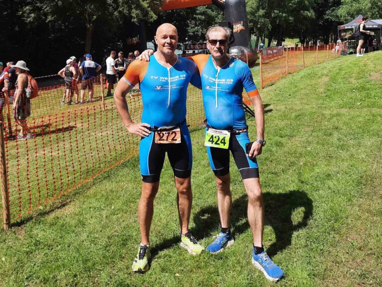 Bergfahrt am Hennesee: Eder und Willfroth meistern Triathlon