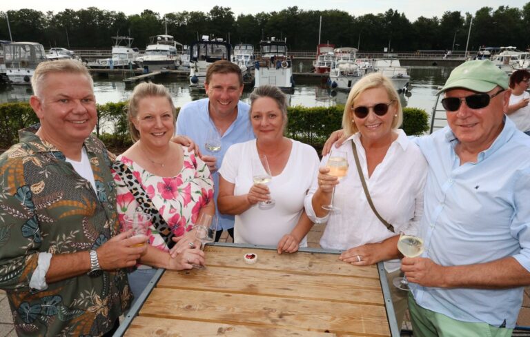 Besonderes Weinfest lockt wieder an drei Tagen zur Marina Rünthe