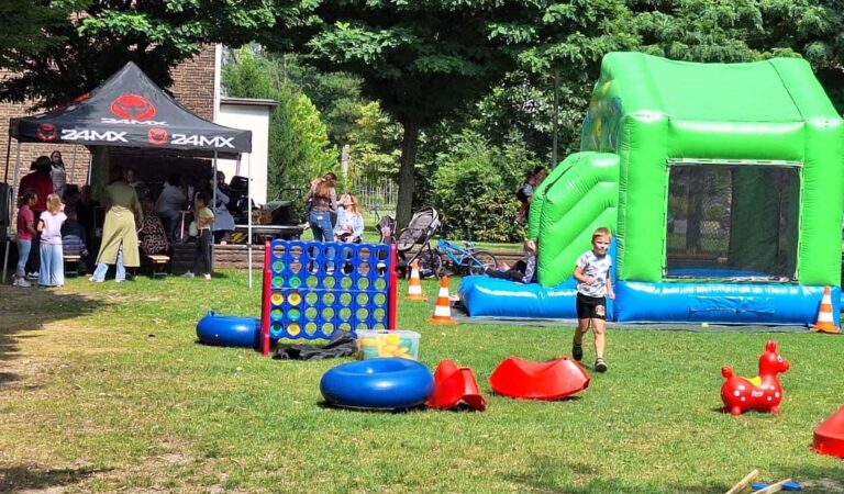 Herz, Bewegung und Begegnung standen beim Abschlussfest des Ferienprogramms rund um den Treff am Holtkamp im Mittelpunkt. Foto: privat