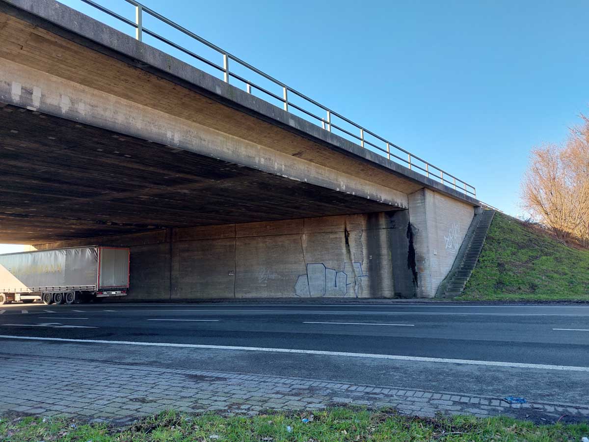 Bevor die eigentlichen Arbeiten an der Brücke Nordlippestraße beginnen können, finden in den kommenden Wochen vorbereitende Maßnahmen statt. Das führt zu verkehrlichen Einschränkungen. Archivfoto: Wagner