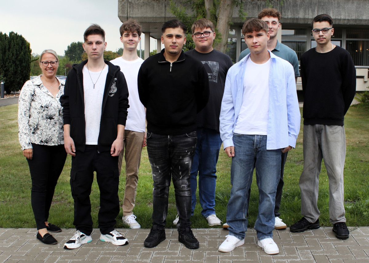 Das Team von Uniferm freut sich auf die Zusammenarbeit mit den neuen Auszubildenden. Foto: privat