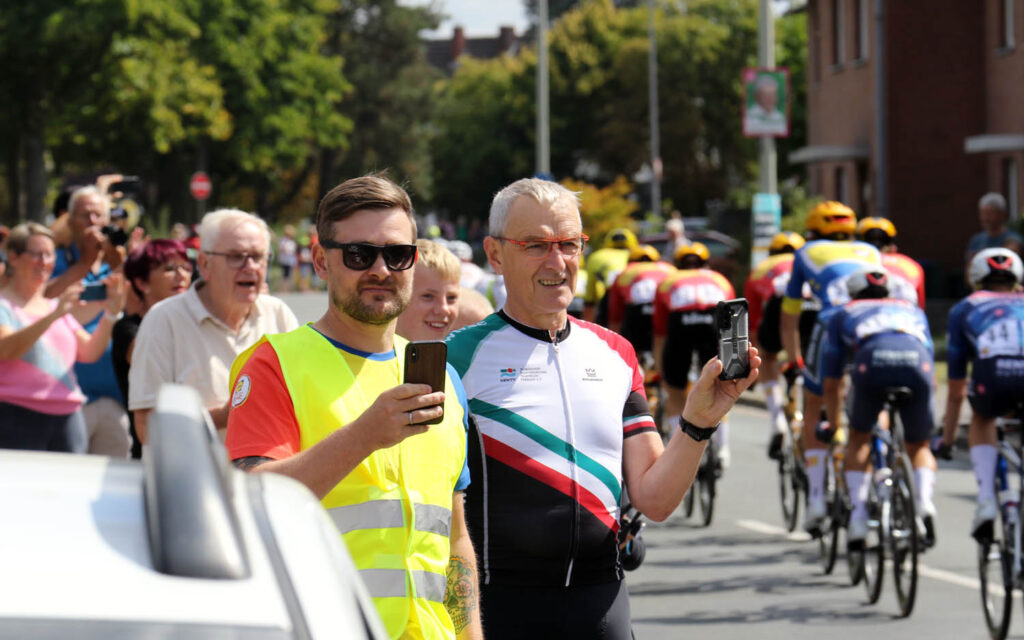Die Deutschland Tour faszinierte zahlreiche Schaulustige auch in Werne. Foto: Wagner