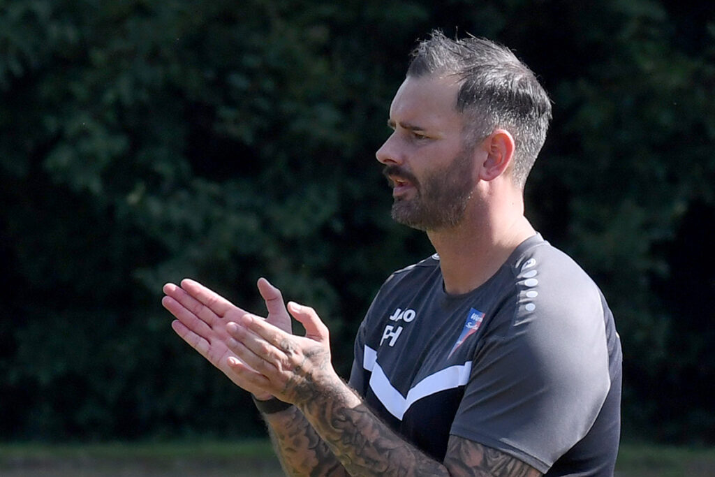 WSC-Trainer Pascal Harder war mit der Leistung seiner Mannschaft gegen Vorwärts Wettringen rundum zufrieden. Archivfoto: MSW