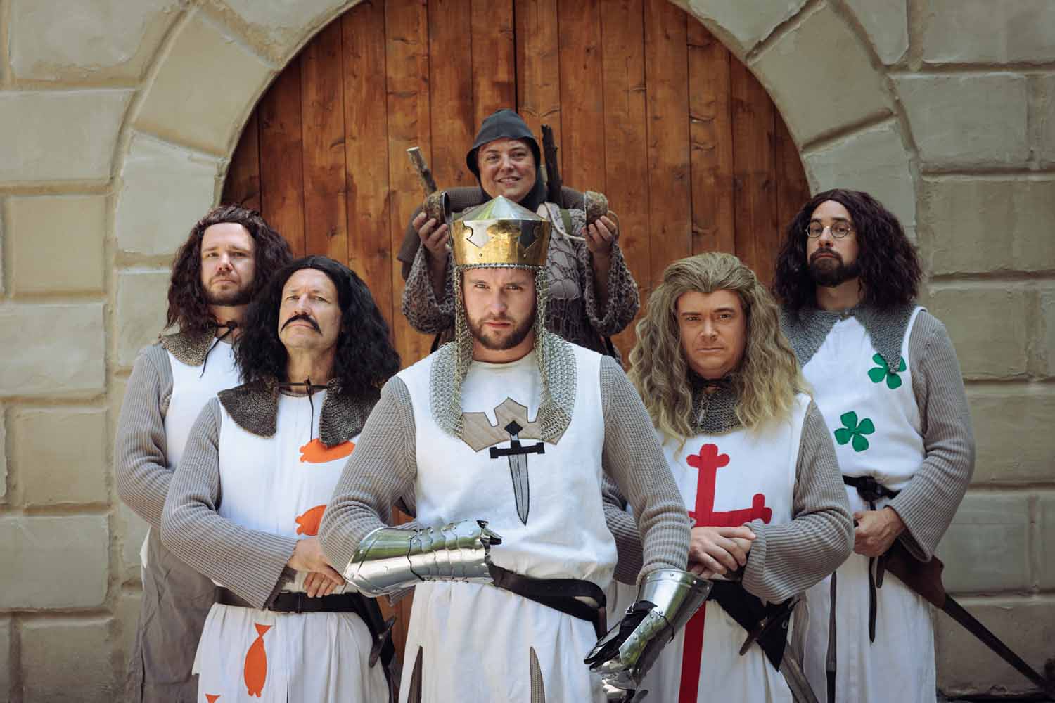 Die Darsteller des Erwachsenen- und Unterhaltungstheaters „Spamalot“ nach Monty Pythons „Die Ritter der Kokosnuss“ sind voller Vorfreude. Foto: FB Werne
