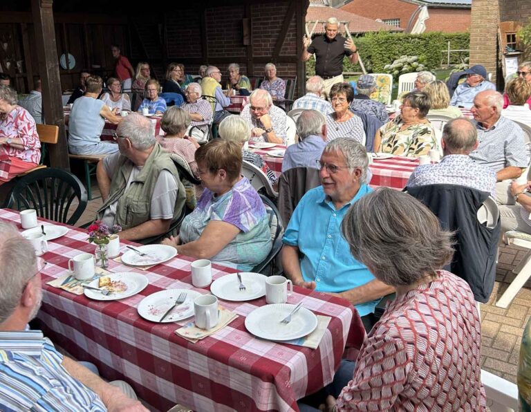 Gut besucht war das "politische Gartenfest" der Senioren-Union. Foto: Hasler