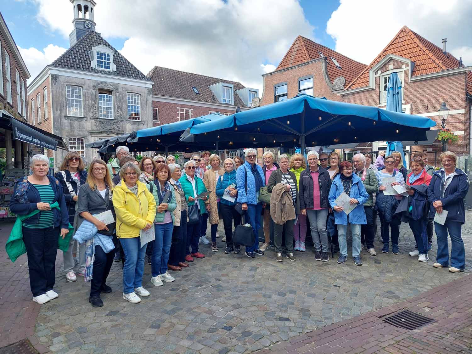 Der „Jubiläumsausflug“ führte die Teilnehmerinnen der WSC-Krebsnachsorge nach Ootmarsum in Holland. Foto: privat
