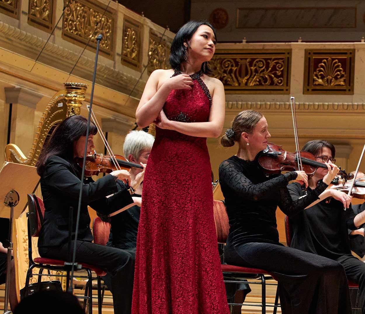 Zum Saisonauftakt haben die Verantwortlichen die südkoreanische Mezzosopranistin Hyejun Melania Kwon mit ihrem pianistischen Begleiter Ryo Nakaniski eingeladen. Foto: privat