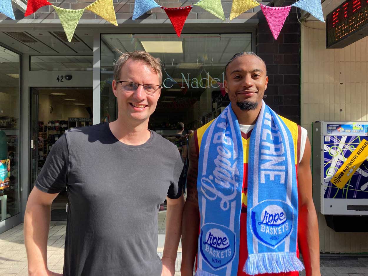 Headcoach Christoph Henke begrüßte 