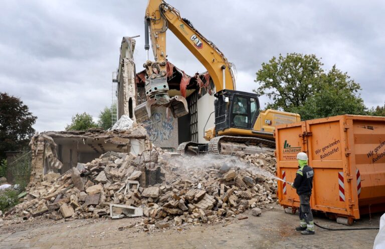 Abrissarbeiten an der St. Johannes-Kirche gehen in finale Phase
