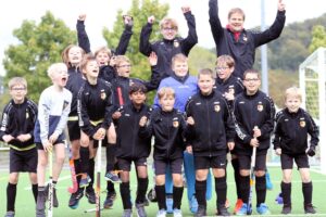 Der Jubel beim United-Nachwuchs war groß nach dem Erringen der Vize-Westfalenmeisterschaft. Fotos: Verein