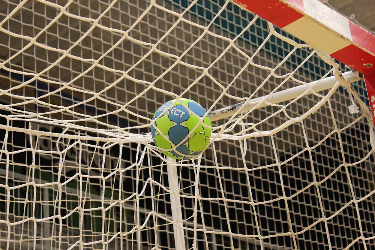 ball-1930198_1280 Die Jugend-Handballteams des TV Werne 03 sind wieder im Einsatz. Symbolbild: pixabay