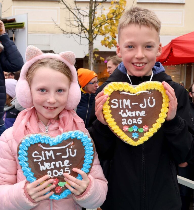 Nasses Vergnügen: Sim-Jü 2025 ist gestartet