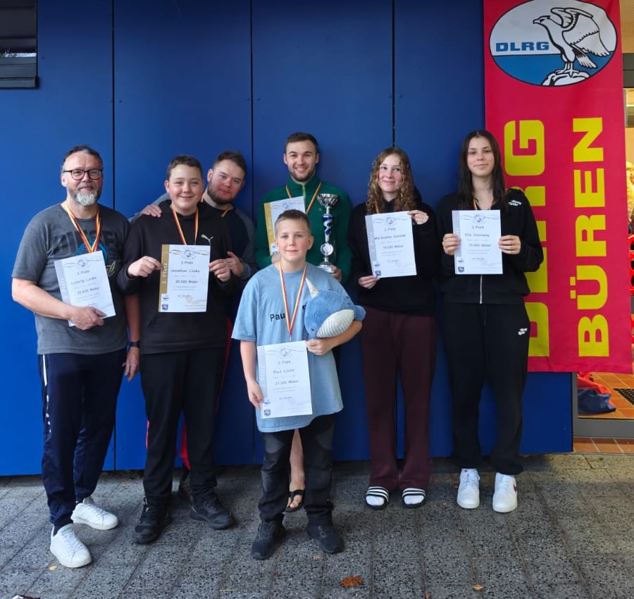Die DLRG-Schwimmer aus Werne lieferten starke Leistungen in Büren ab. Foto: Verein