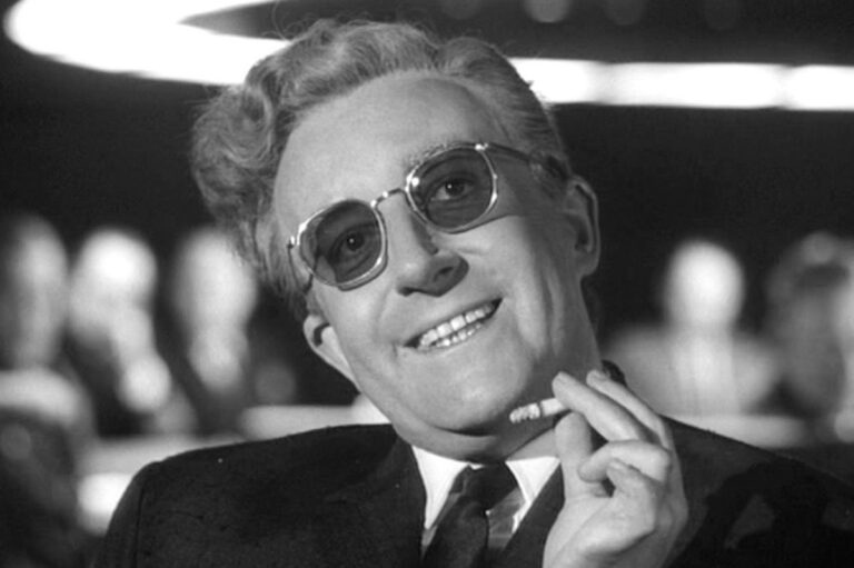 Im Museum wird der Klassiker "Dr. Seltsam oder: Wie ich lernte, die Bombe zu lieben" gezeigt. Bild: Sony Pictures Entertainment