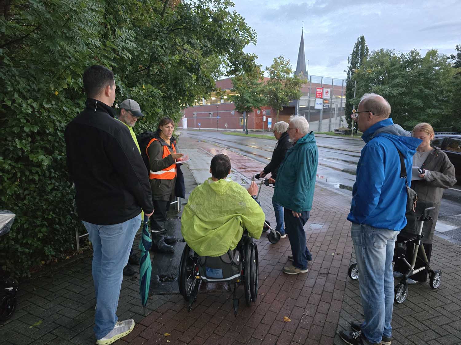Fußverkehrs-Checks sollen dazu beitragen, in der Kommune sichere und attraktive Fußwege zu schaffen und den Fußverkehr stärker in das Bewusstsein von Politik und Verwaltung zu rücken. Fotos: Stadt Werne