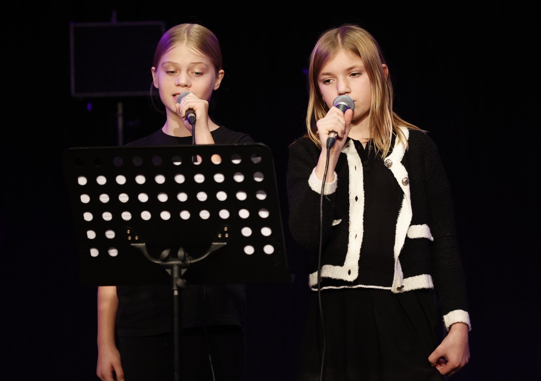 Ein breit gefächertes Programm boten die Musizierenden beim Herbstkonzert am Gymnasium St. Christophorus. Fotos: Manuel von Harenne
