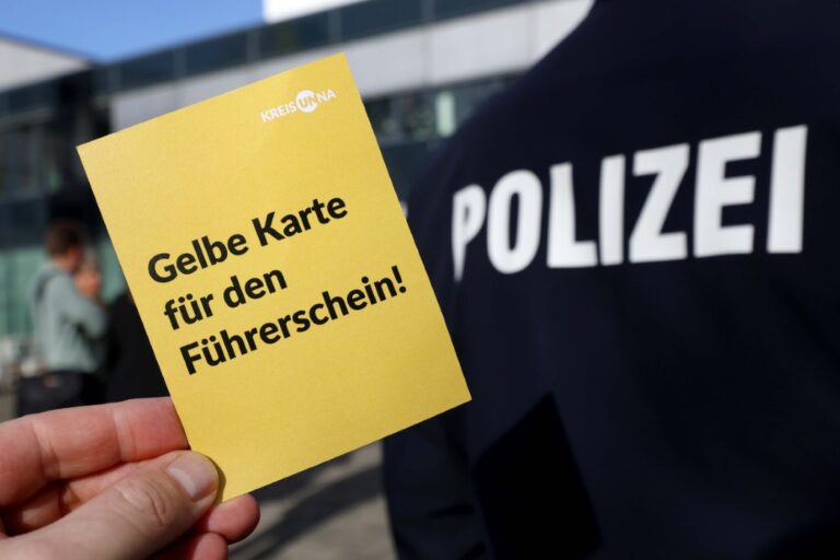 Gelbe Karte kommt, wenn der Führerschein-Erwerb gefährdet ist