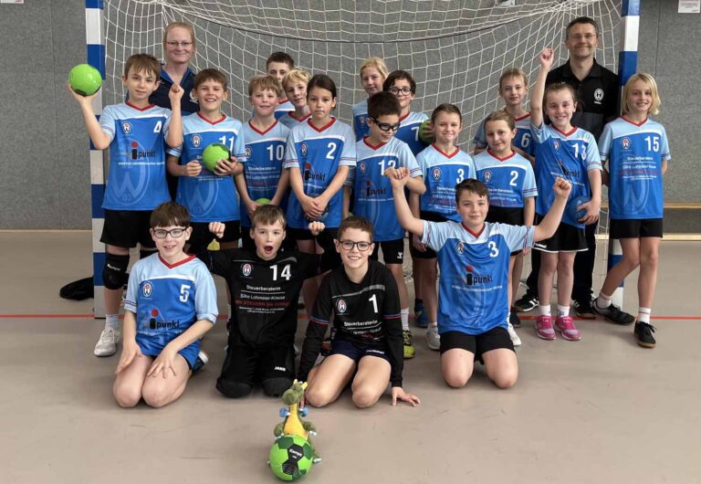 Die gemischten E-Jugenden nahmen erfolgreich am Koordinationstag teil. Fotos: Verein