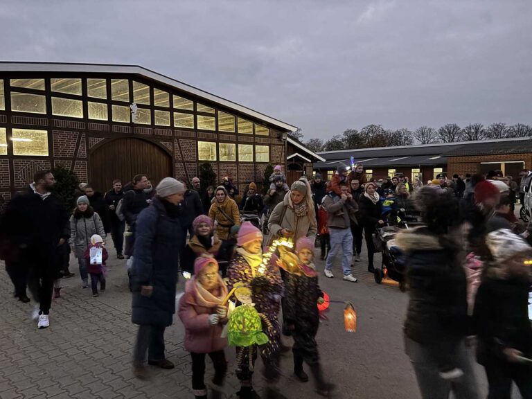 Bereits zum 95. Mal findet in Lenklar der traditionsreiche Martinsumzug statt. Foto: Verein