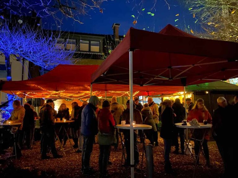 Der Winterzauber auf dem Roggenmarkt läutet die Vorweihnachtszeit ein. Foto: SPD