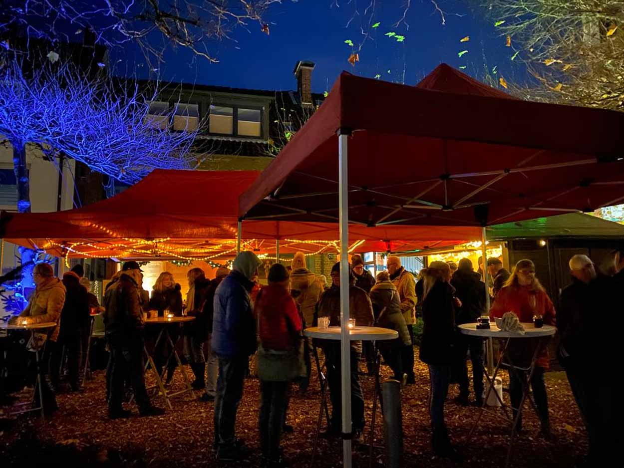 Der Winterzauber auf dem Roggenmarkt läutet die Vorweihnachtszeit ein. Foto: SPD
