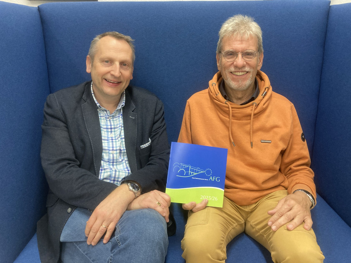 Schulleiter Marcel Damberg (l.) und Stellvertreter Armin Hierl wollen zusammen mit weiteren Lehrkräften beim Infoabend und am Tag der offenen Tür ihre Schule präsentieren. Foto: Anne-Frank-Gymnasium Werne
