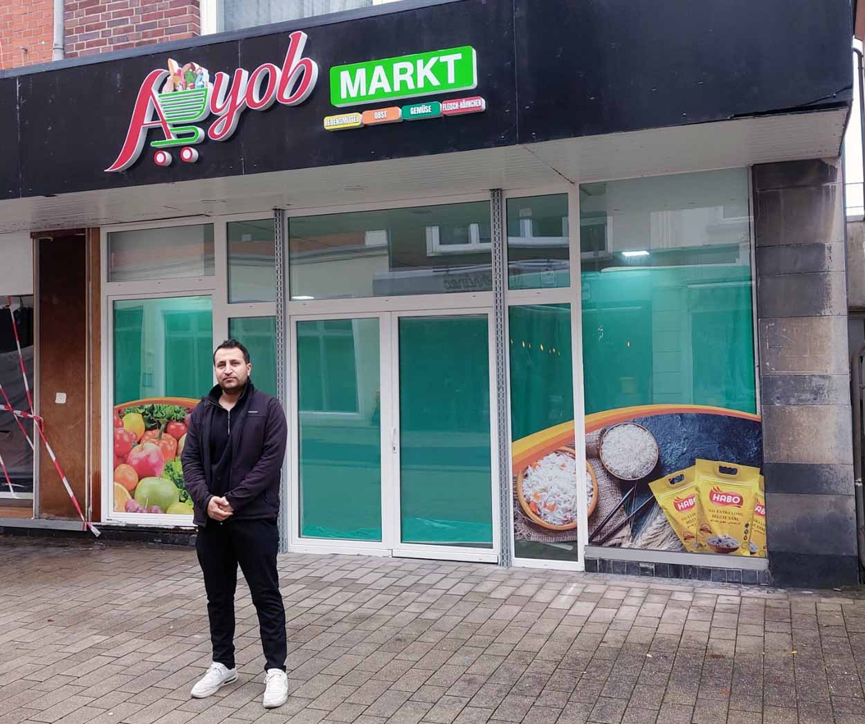 Said Ayob eröffnet in der kommenden Woche den gleichnamigen Markt an der Bonenstraße 34 in Werne. Foto: Wagner