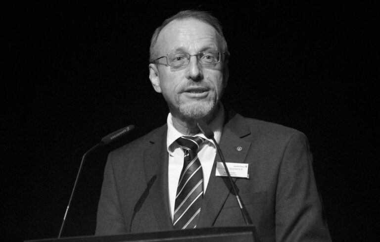 Bergkamens Altbürgermeister Roland Schäfer ist gestorben