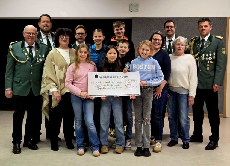 Schützenverein Langern überrascht Hospizdienst mit 2.500 Euro