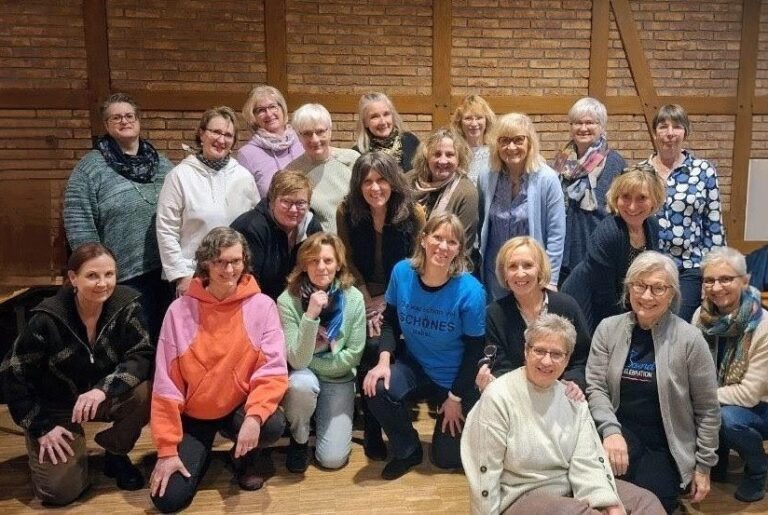 Voller Tatendrang und mit viel Spaß geht der Chor die neuen Projekte an. Fotos: privat