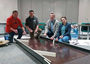 Freuen sich auf das Kugelbahn-Derby im Rahmen des "Frühlings in Werne" (von links): Veranstaltungsmanager Markus Schnatmann, Tischlermeister Hubertus Hols, Marketing-Geschäftsführer Lars Werkmeister und Marketing-Managerin Kornelia Brocke. Fotos: Wagner