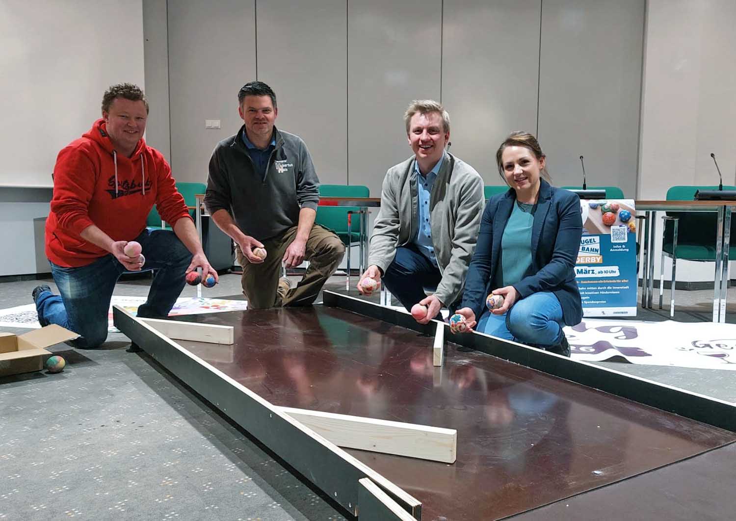 Freuen sich auf das Kugelbahn-Derby im Rahmen des 