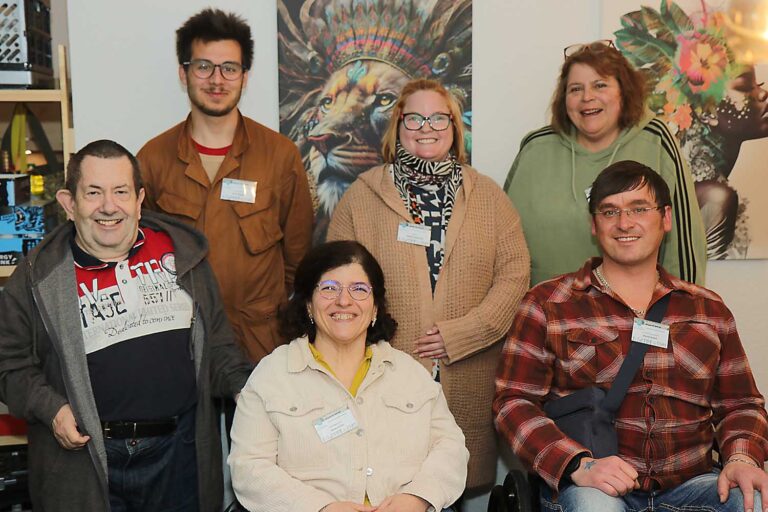 Sie wollen die Stimme der Behinderten in Stadt und Raumschaft Werne als Vorstandmitglieder des RGW verstärken (v.r. obere Reihe): Eva Voß (Beirat), Annika Garbacziok (stellvertretende Vorsitzende), Jaymé Rieck (Beirat) (v.l. unten): Marius Gellert (Vorsitzender),  Ümran Kanar (Beirat) und Hermann-Peter Steinmüller (Presse/Schriftführer). Foto: RC