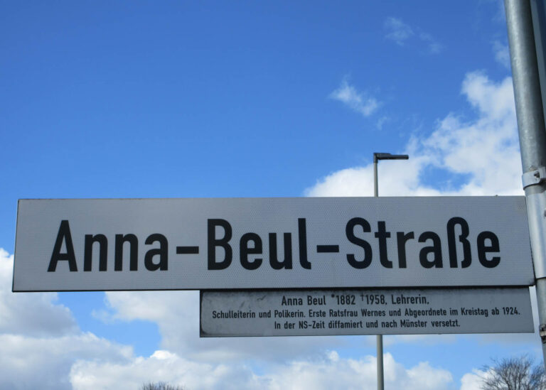 Zu Ehren der ersten Werner Ratsfrau Anna Beul benannte Straße in Werne. Foto: Heidelore Fertig-Möller