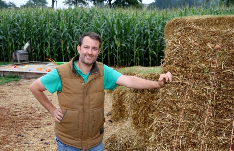 Johannes Laurenz und sein Team laden Ende Mai wieder zum Hoftag ein. Archivfoto: Volkmer