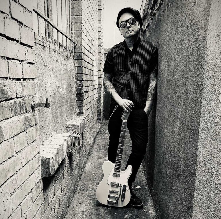 Martin Schmidt erzählt die Geschichte von Bands wie Ferryboat Bill, WellWellWell, Fenton Weills, den Multicoloured Shades und vielen anderen. Foto: privat