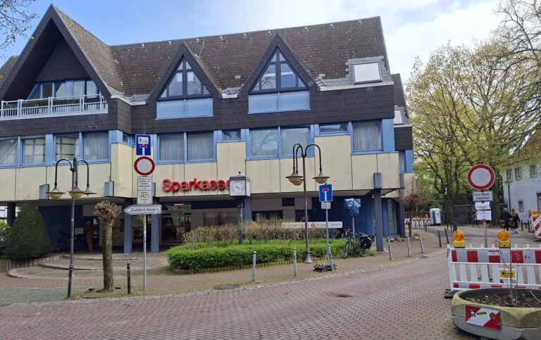 Die Hauptstelle der Sparkasse an der Lippe in Werne bleibt am Mittwoch geschlossen. Foto: Wagner