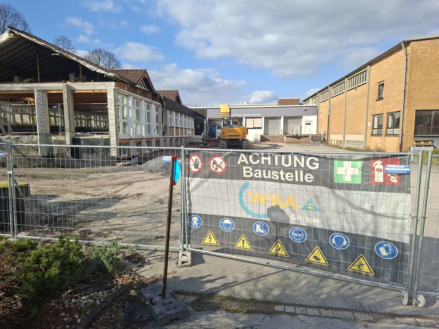 Die ehemaligen gewerblichen Standorte der Post, von Beckmann Druck (Bild) und Höttcke Holz sollen sich ebenfalls möglichst zeitnah zu Wohngebieten wandeln. Foto: Wagner