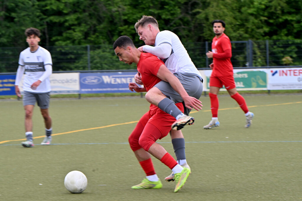 Marvin Stöver ließ seinem Gegenspieler kaum Spielraum. Foto: MSW