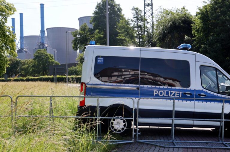 Die Polizei am Gersteinwerk. Foto: Volkmer
