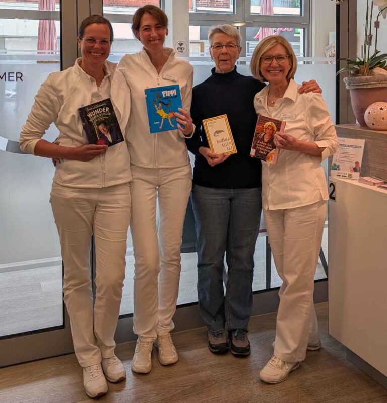 Freuen sich auf die Lesung (von links): Dr. Maret Stadermann, Dr. Melanie Ligges, Sprecherin Aloisia Kreienbaum und Dr. Brigitte Westhues. Foto: privat